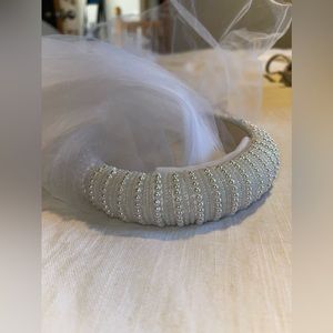 Pearl Headband With Veil